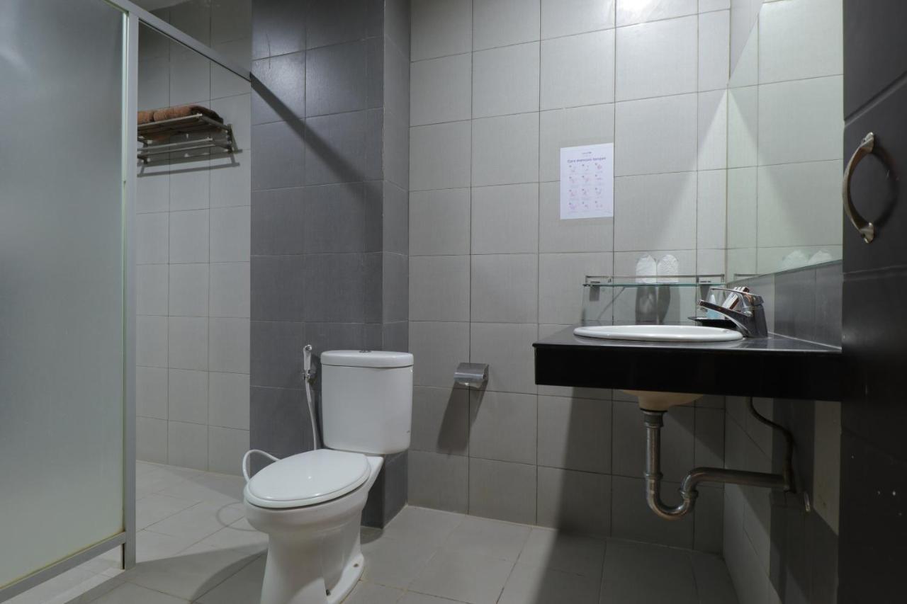 Saka Hotel Medan Sunggal Ngoại thất bức ảnh