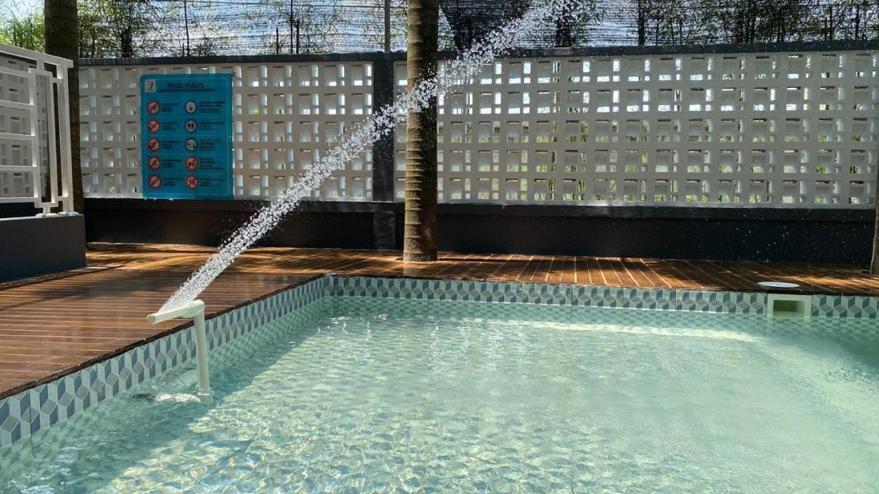 Saka Hotel Medan Sunggal Ngoại thất bức ảnh